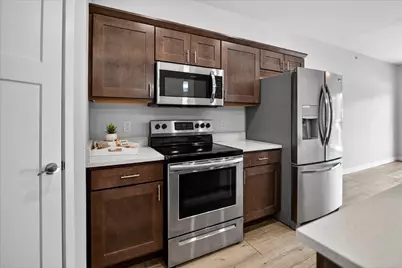 1501 N Windsor Avenue #203, Cottage Grove, WI 53527 - Photo 4