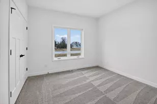 5617 Glorious Dr, Madison, WI 53718 - Photo 24