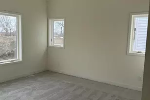 5617 Glorious Dr, Madison, WI 53718 - Photo 4