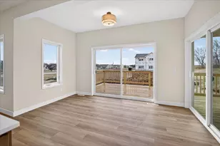 5613 Glorious Dr, Madison, WI 53718 - Photo 18