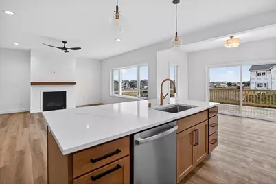 5613 Glorious Drive, Madison, WI 53718 - Photo 16