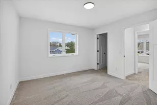 5613 Glorious Dr, Madison, WI 53718 - Photo 32