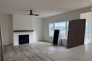 5613 Glorious Dr, Madison, WI 53718 - Photo 8