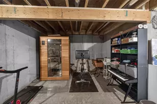 318 Redruth Dr, Ridgeville, WI 53533 - Photo 36