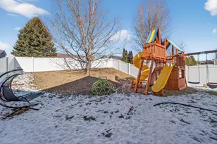 318 Redruth Dr, Ridgeville, WI 53533 - Photo 32