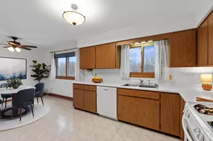 N3461 Guenther Rd, Waupun, WI 53963 - Photo 6