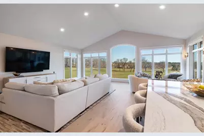 5003 Wenlock Rose Court, Middleton, WI 53562 - Photo 2