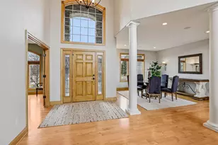 1252 Dartmouth Dr, Waunakee, WI 53597 - Photo 6