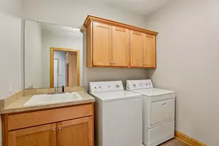 1252 Dartmouth Dr, Waunakee, WI 53597 - Photo 46