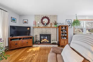 926 Hillcrest Dr, Fort Atkinson, WI 53538 - Photo 6