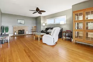 135 S Brittingham Pl, Madison, WI 53715 - Photo 10