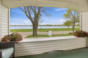 135 S Brittingham Pl, Madison, WI 53715 - Photo 4