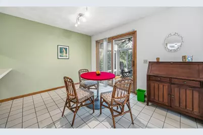 425 N Wright Road, Janesville, WI 53546 - Photo 10