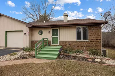 425 N Wright Road, Janesville, WI 53546 - Photo 1