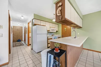 425 N Wright Road, Janesville, WI 53546 - Photo 16