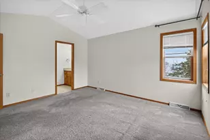 1233 Jasmine Dr, Madison, WI 53719 - Photo 54