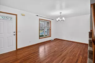 1233 Jasmine Dr, Madison, WI 53719 - Photo 14