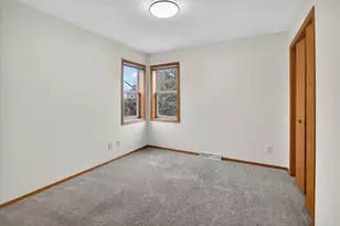 1233 Jasmine Dr, Madison, WI 53719 - Photo 44