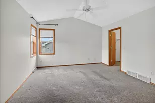 1233 Jasmine Dr, Madison, WI 53719 - Photo 52