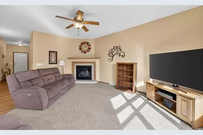 7917 Oak View Drive, Madison, WI 53719 - Photo 6