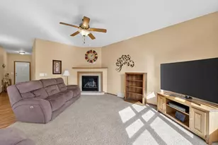 7917 Oak View Dr, Madison, WI 53719 - Photo 6