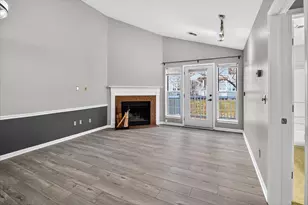 7102 Flagship Dr, Madison, WI 53719 - Photo 18