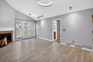 7102 Flagship Dr, Madison, WI 53719 - Photo 24