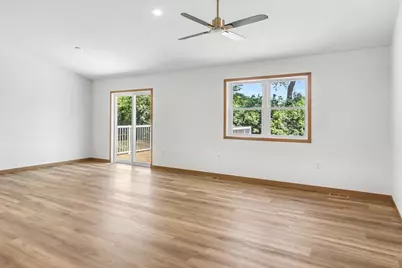 322 Roosevelt Street, Baraboo, WI 53913 - Photo 10
