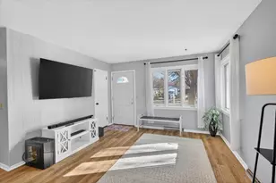 4510 Elgar Ln, Madison, WI 53704 - Photo 6