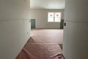 402 Roosevelt St, Baraboo, WI 53913 - Photo 2