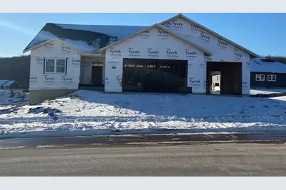 411 Roosevelt Street, Baraboo, WI 53913 - Photo 1