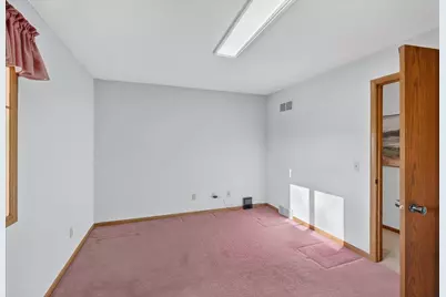 9714 Highway 19, Mazomanie, WI 53560 - Photo 28