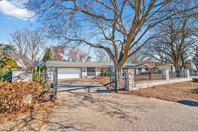 2901 Grandview Boulevard, Madison, WI 53713 - Photo 1