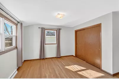 435 Woodview Drive, Sun Prairie, WI 53590 - Photo 16