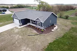 103 Graelyn Cir, Barneveld, WI 53507 - Photo 4