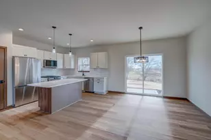 103 Graelyn Cir, Barneveld, WI 53507 - Photo 12