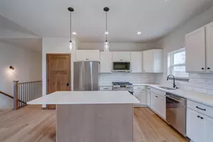 103 Graelyn Cir, Barneveld, WI 53507 - Photo 10