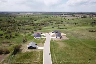 103 Graelyn Cir, Barneveld, WI 53507 - Photo 2