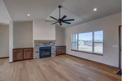 103 Graelyn Circle, Barneveld, WI 53507 - Photo 8