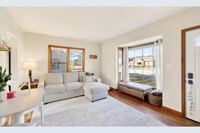 421 N Bristol Street, Sun Prairie, WI 53590 - Photo 4