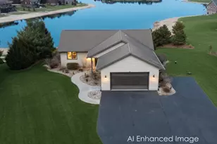 W5588 S Stone Gate Dr, New Lisbon, WI 53950 - Photo 2