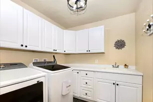 W5588 S Stone Gate Dr, New Lisbon, WI 53950 - Photo 22