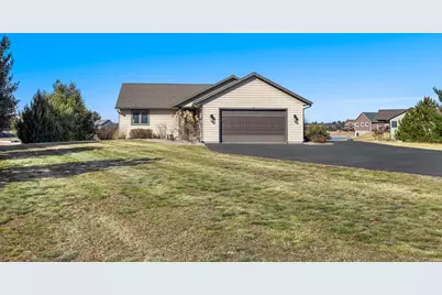 W5588 S Stone Gate Drive, New Lisbon, WI 53950 - Photo 32