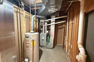 6834 W Thornapple Dr, Janesville, WI 53548 - Photo 36