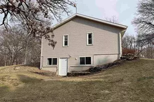 6834 W Thornapple Dr, Janesville, WI 53548 - Photo 6