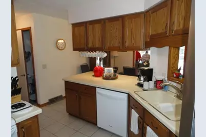 4025 Mackinac Dr, Janesville, WI 53546 - Photo 22