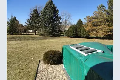 4025 Mackinac Dr, Janesville, WI 53546 - Photo 8