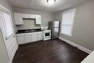 216 Riverside St, Janesville, WI 53548 - Photo 8