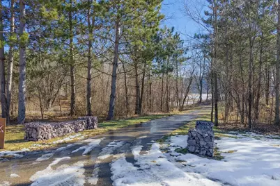 L10 Gold Bluff Court, Portage, WI 53901 - Photo 6