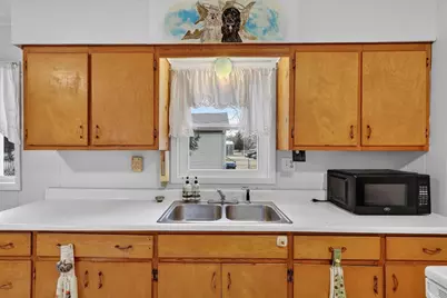 1504 W 7th Avenue, Brodhead, WI 53520 - Photo 12